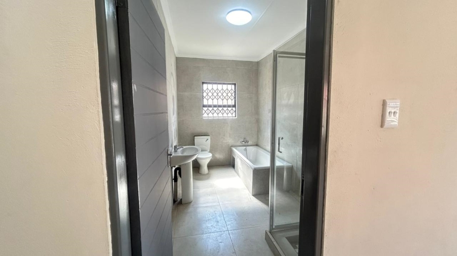 3 Bedroom Property for Sale in Boitekong Ext 9 North West